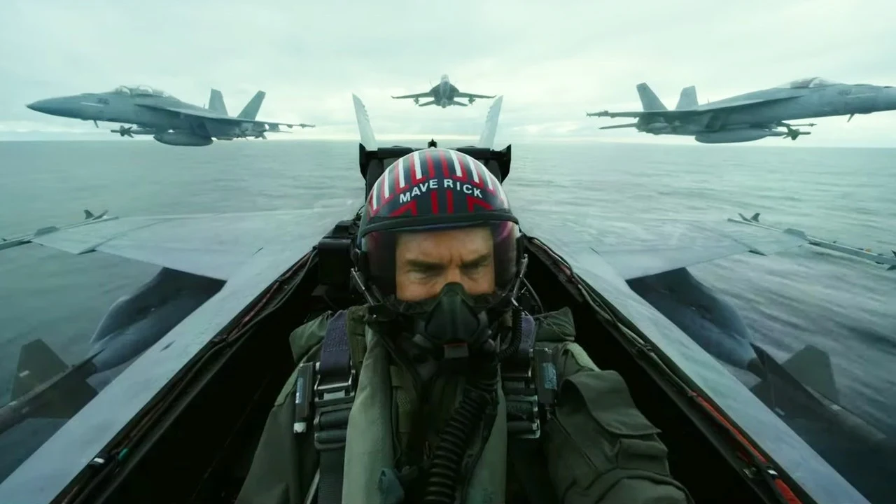 TopGun Maverick Flying